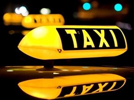 За год в Феодосии поймали 39 таксистов-нелегалов
